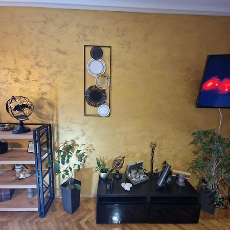 Ferienwohnung Aparmani Djuric Subotica Exterior foto